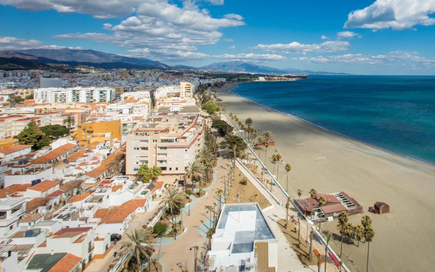 Moderno Piso Centrico 3 Habitaciones Junto Al Mar エステポナ エクステリア 写真