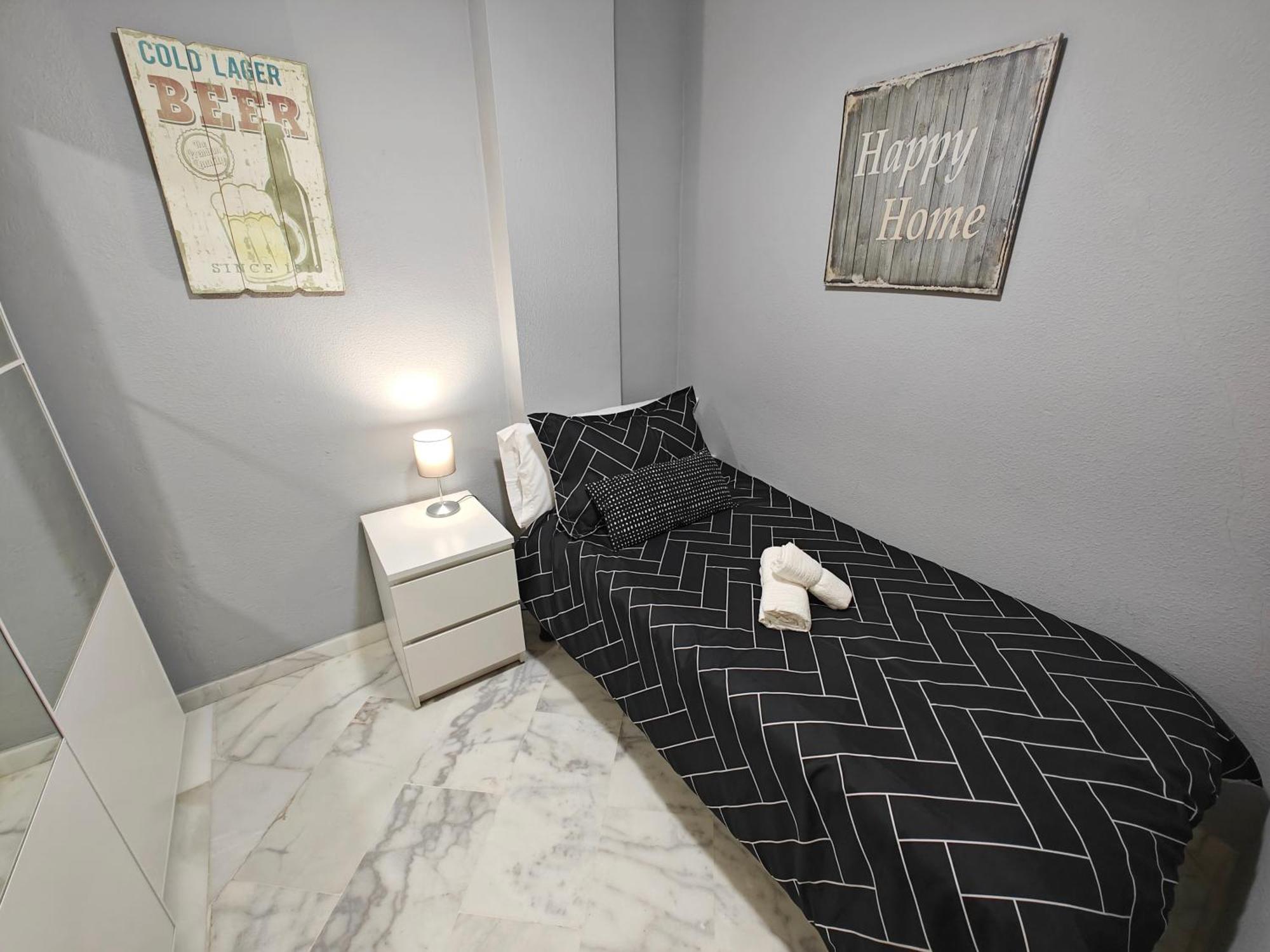 Moderno Piso Centrico 3 Habitaciones Junto Al Mar エステポナ エクステリア 写真