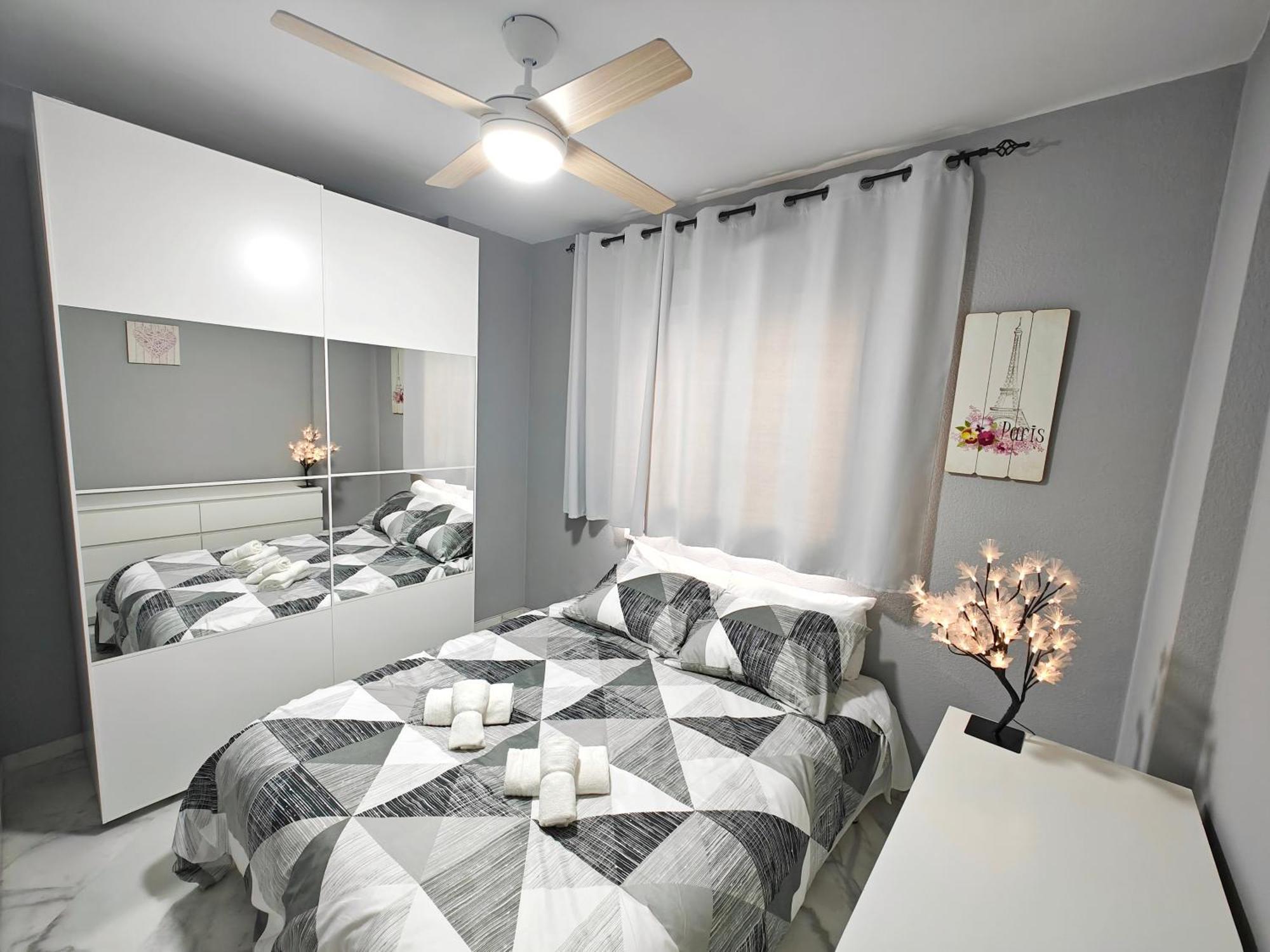 Moderno Piso Centrico 3 Habitaciones Junto Al Mar エステポナ エクステリア 写真
